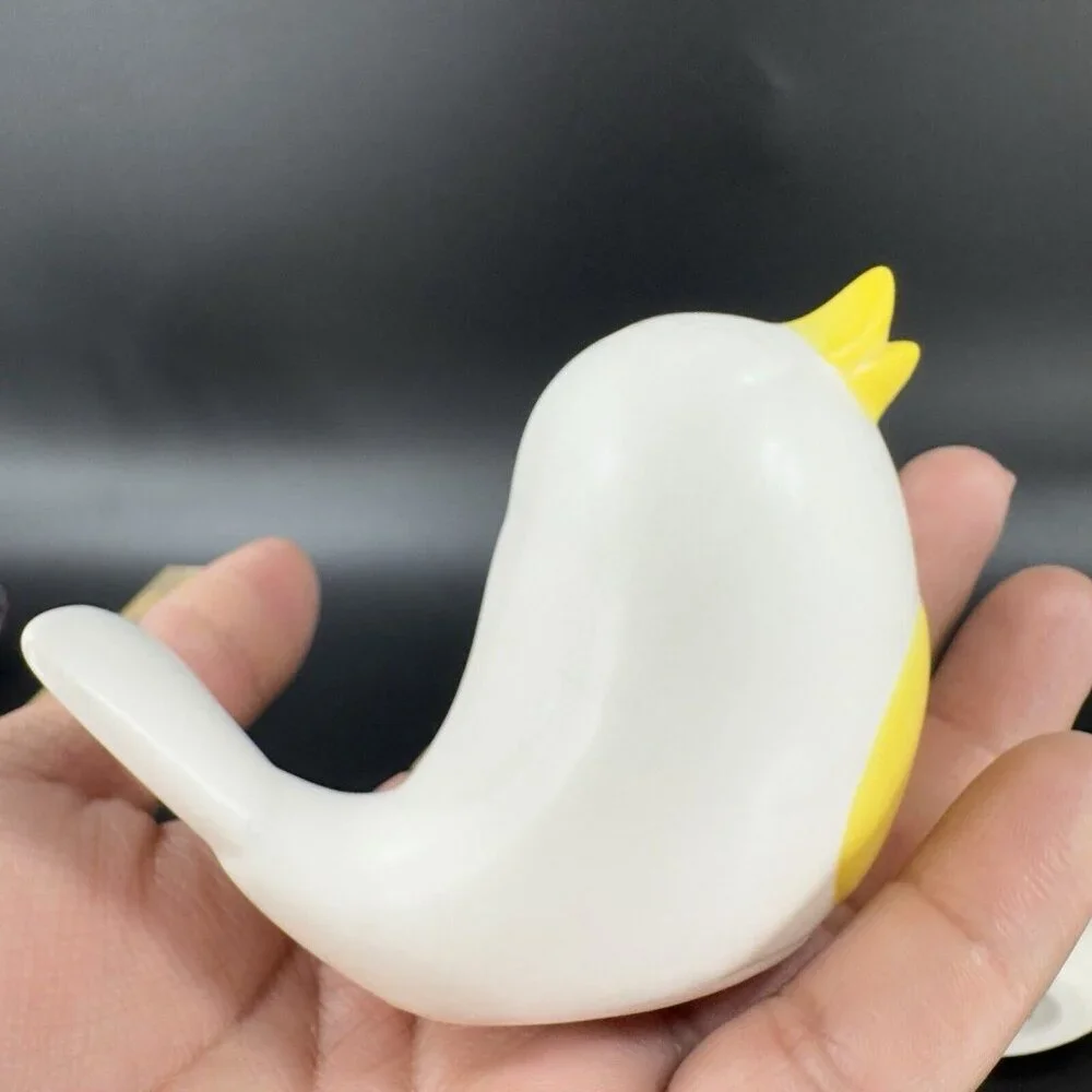 Target Ceramic Bird Salt And‎ Pepper Shaker Set 2 Shakers Red Yellow Painted Set